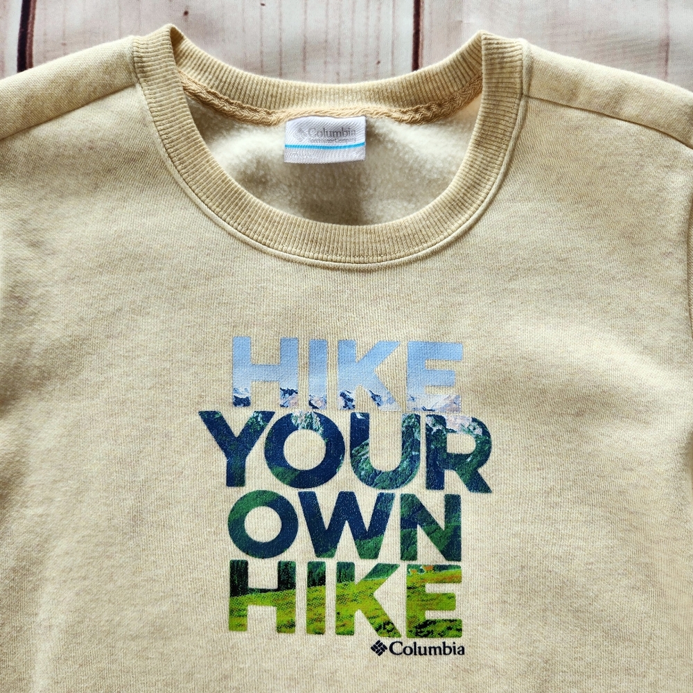 **SOLD** Columbia "Hart Mountain II" Graphic Crew Neck Sweatshirt - Picture 3 of 9